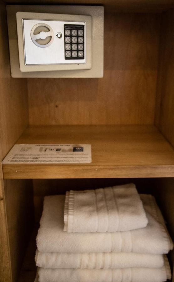 Budget Double Room,1580459263:JPEG