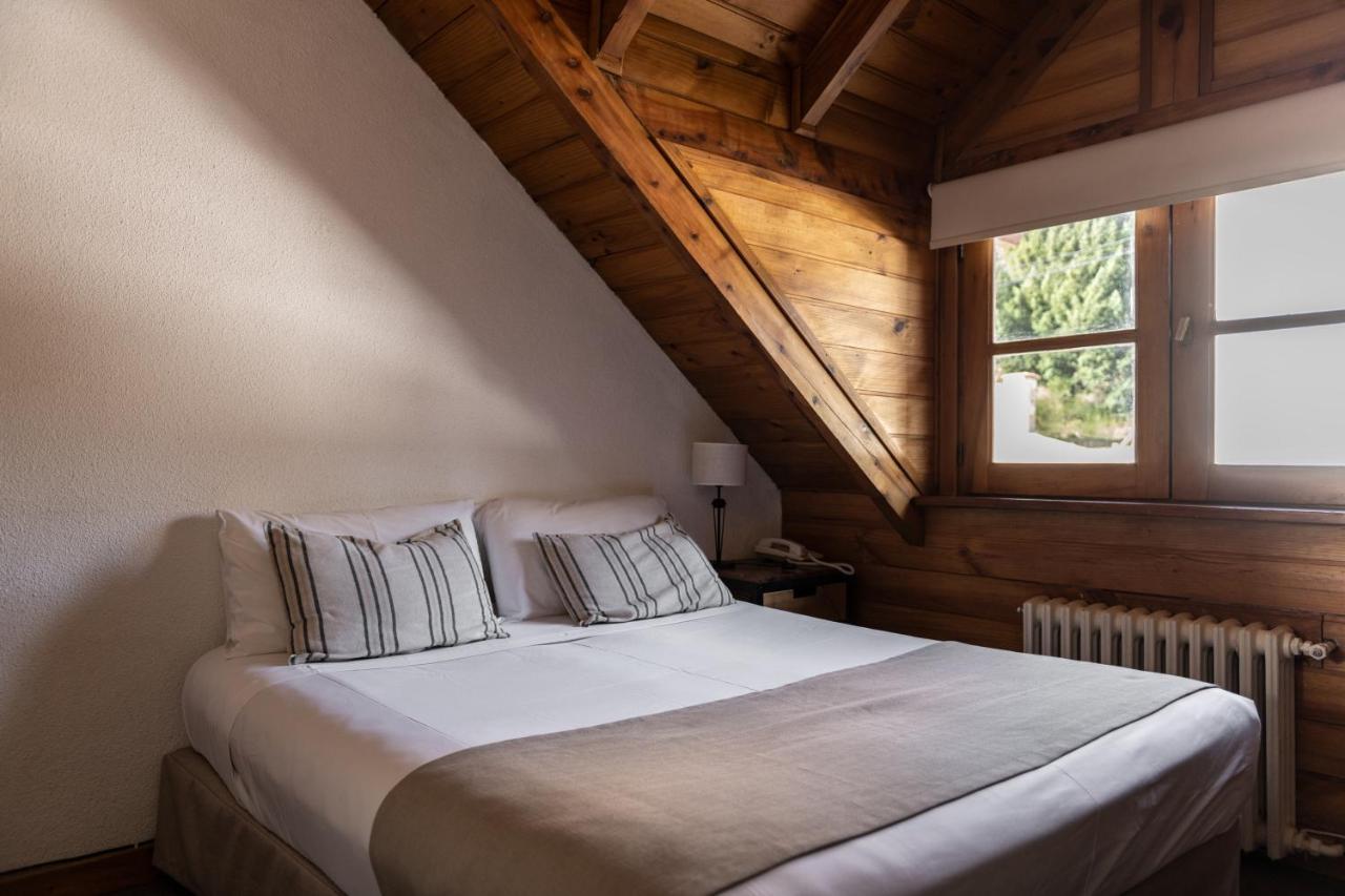 Double Room,1681745678:JPEG