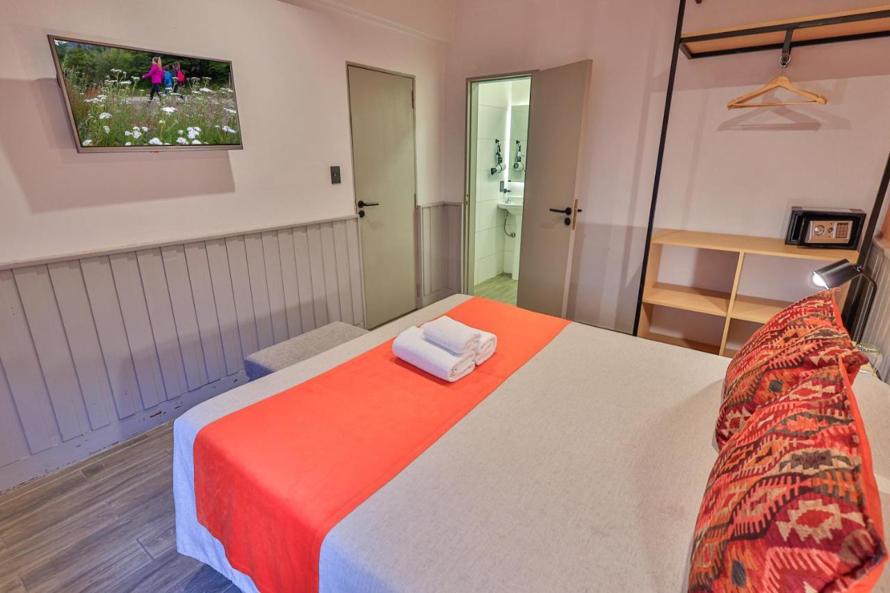 Double or Twin Room,1403599286:JPEG