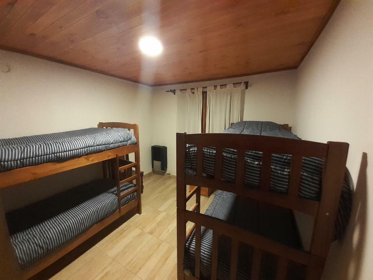 Single Bed in Dormitory Room,845745542:JPEG