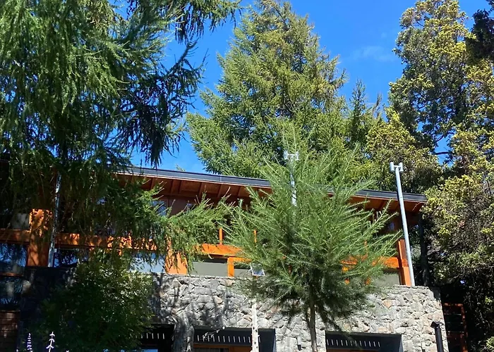 Maria del Bosque Apart Hotel / Cabañas San Carlos de Bariloche